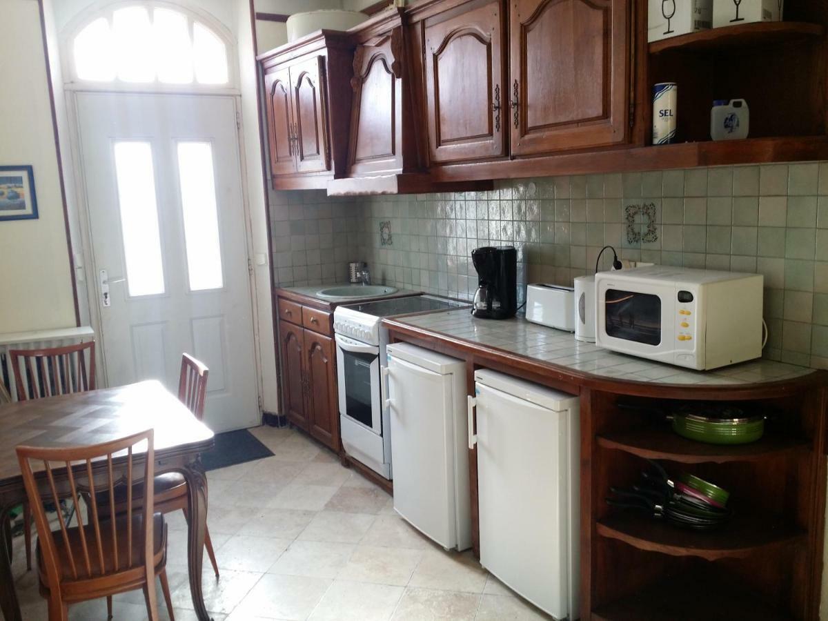 Meuble Tourisme Apartment Marseille Bagian luar foto