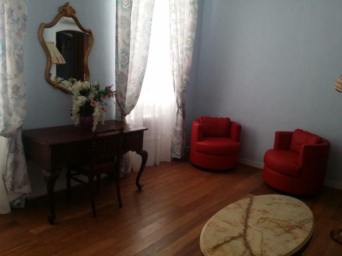 Meuble Tourisme Apartment Marseille Bagian luar foto